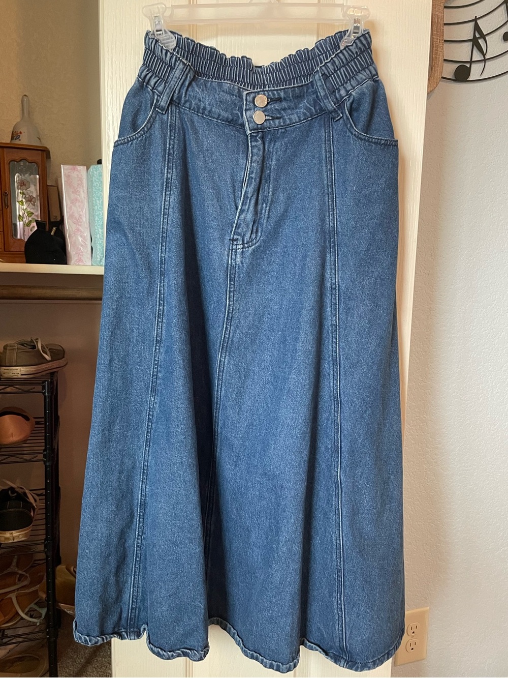SHEIN High-Waist Dark Blue Flowy Denim Skirt